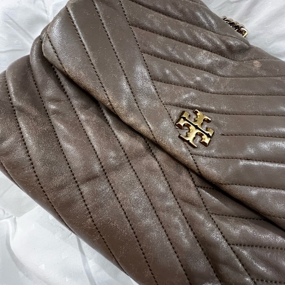 Tory Burch Kira Chevron Convertible Shoulder Bag - Picture 2 of 12